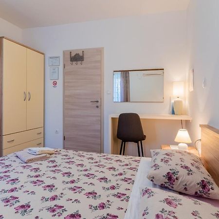 Room Laudina Црес Екстер'єр фото