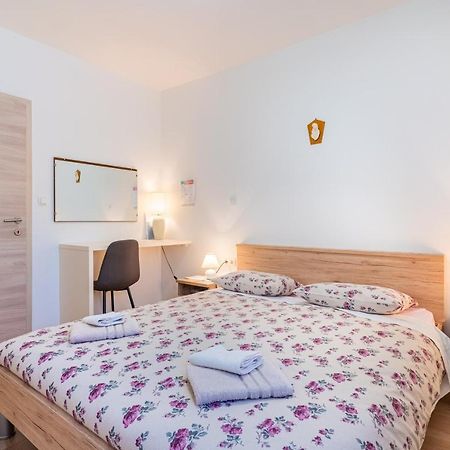 Room Laudina Црес Екстер'єр фото